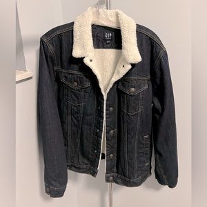 GAP Dark wash denim Sherpa Trucker Jacket NEW